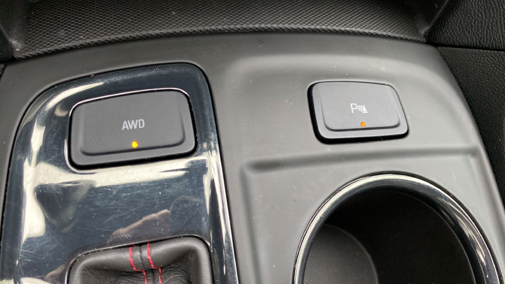 Used 2022 Chevrolet Equinox RS w/ RS Plus Package AWD/4WD image 36