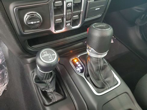 New 2026 Jeep Gladiator Sport AWD/4WD image 18
