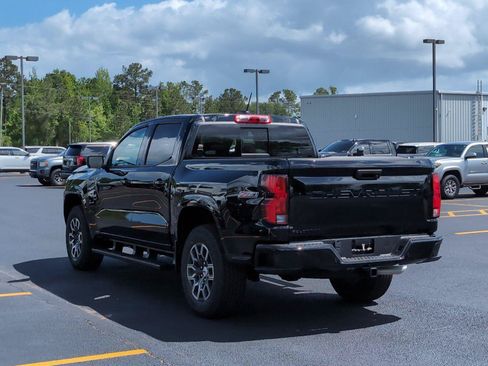 New 2026 Chevrolet Colorado Z71 w/ Technology Package AWD/4WD image 3