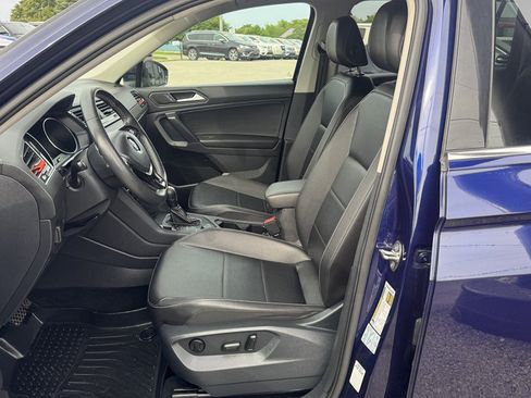 Used 2021 Volkswagen Tiguan SE AWD/4WD image 24
