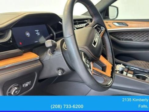 Used 2024 Jeep Grand Cherokee Summit AWD/4WD image 26