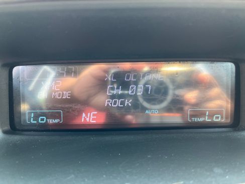 Used 2010 Honda Accord EX-L image 9