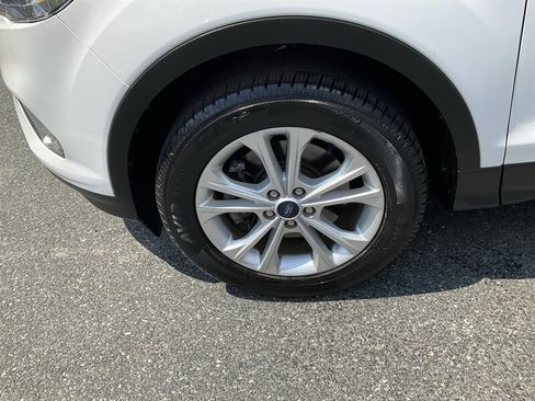 Used 2019 Ford Escape SEL AWD/4WD image 9