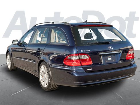 Used 2009 Mercedes-Benz E 350 4MATIC Wagon image 2