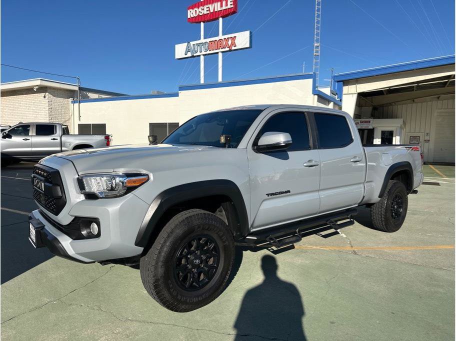 Used 2021 Toyota Tacoma TRD Off-Road w/ Technology Package AWD/4WD image 1