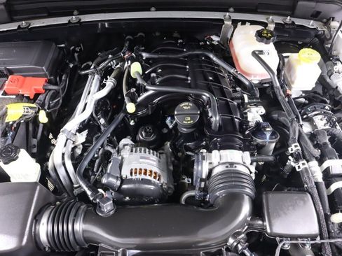 Used 2022 Jeep Gladiator Mojave w/ LED Lighting Group AWD/4WD image 44