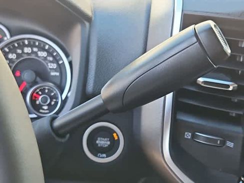 New 2026 RAM 3500 Big Horn AWD/4WD image 31