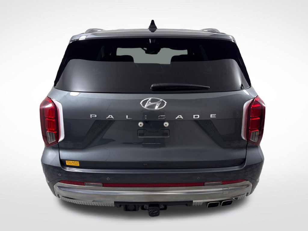 Used 2025 Hyundai Palisade Calligraphy FWD image 5