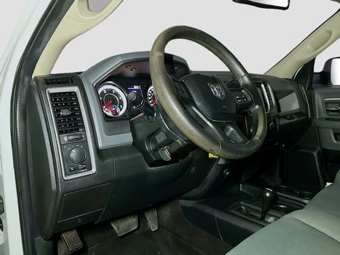 Used 2016 RAM 3500 Tradesman w/ Chrome Appearance Group image 9