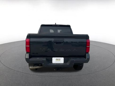 Used 2025 Toyota Tacoma TRD Off-Road image 11