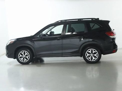 Certified 2024 Subaru Forester Premium AWD/4WD image 41