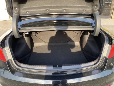Used 2014 Acura ILX w/ Technology Package FWD image 15
