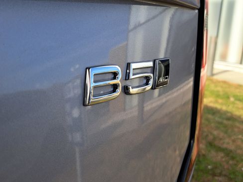 New 2026 Volvo XC90 B5 Ultra image 8