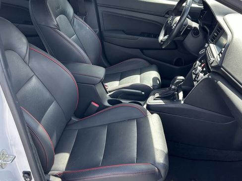 Used 2019 Hyundai Elantra Sport w/ Cargo Package image 13