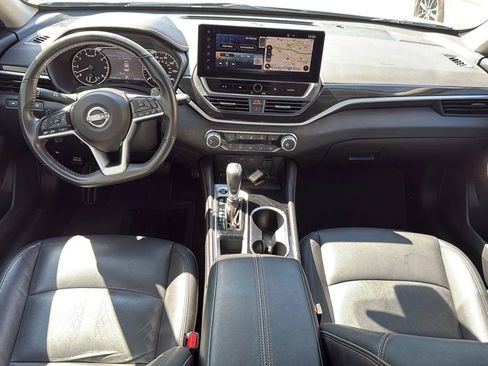 Used 2024 Nissan Altima 2.5 SR w/ SR Premium Package image 29