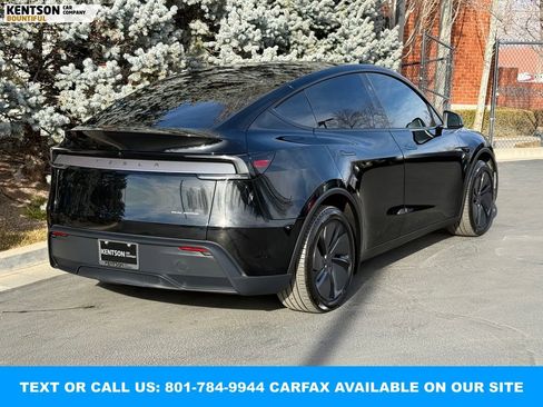 Used 2026 Tesla Model Y Long Range image 8