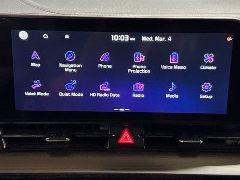 Used 2024 Kia Sportage EX image 15