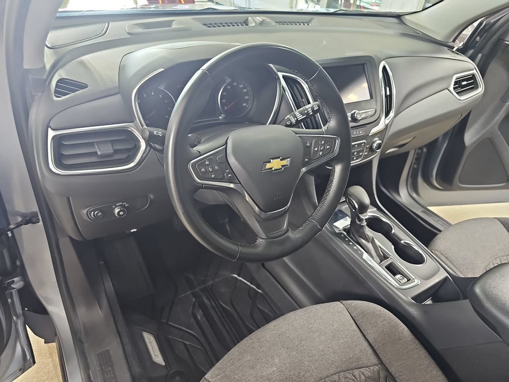Certified 2024 Chevrolet Equinox LT w/ LPO, Floor Liner Package FWD image 21