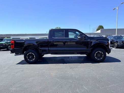 New 2026 Ford F250 Lariat w/ Tremor Off-Road Package AWD/4WD image 3