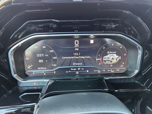 Used 2023 GMC Sierra 1500 Elevation image 24