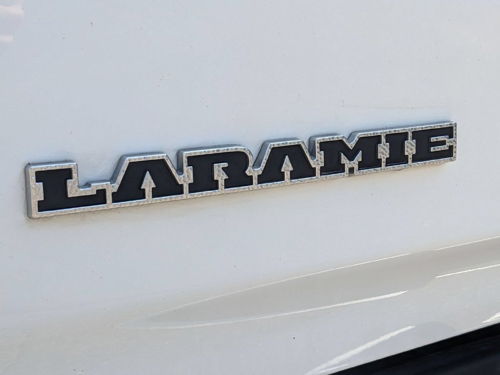 Used 2023 RAM 1500 Laramie AWD/4WD image 10