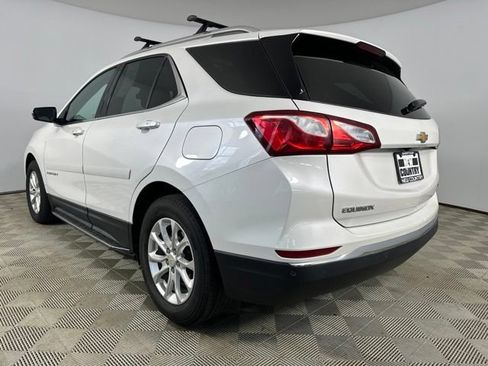Used 2018 Chevrolet Equinox LT w/ Sun & Infotainment Package FWD image 5
