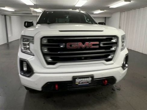 Certified 2019 GMC Sierra 1500 AT4 w/ AT4 Premium Package image 3