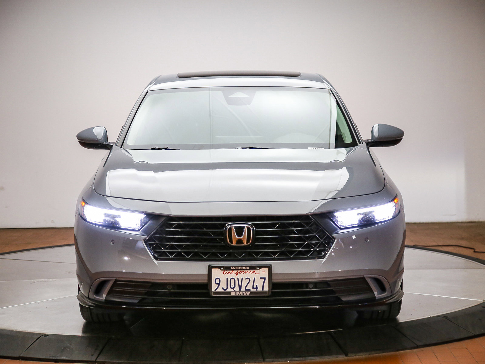 Used 2024 Honda Accord EX-L image 2