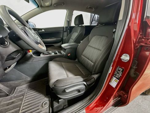 Used 2021 Kia Sportage LX FWD image 18