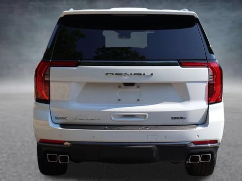 New 2026 GMC Yukon Denali Ultimate w/ LPO, Floor Liner Package AWD/4WD image 27