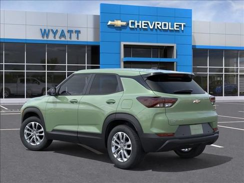 New 2026 Chevrolet TrailBlazer LS w/ LS Convenience Package AWD/4WD image 3
