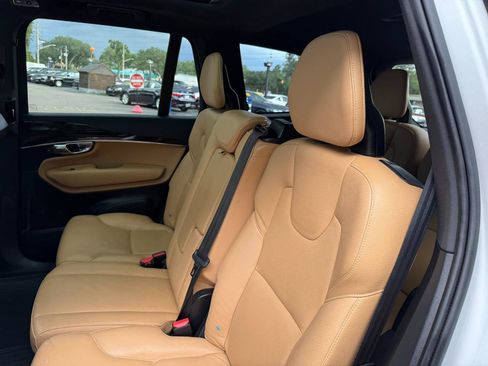 Used 2018 Volvo XC90 T6 Momentum w/ Convenience Package AWD/4WD image 43
