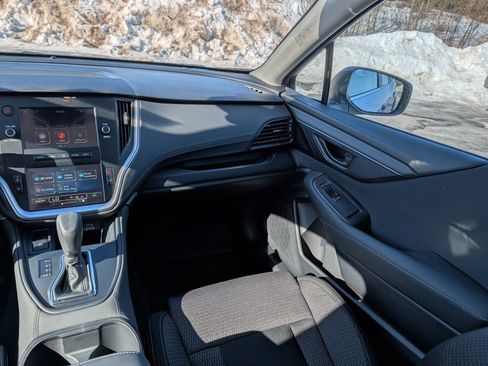 Certified 2025 Subaru Outback image 11