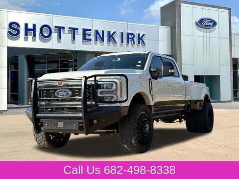 Used 2025 Ford F450 King Ranch w/ FX4 Off-Road Package AWD/4WD image 3