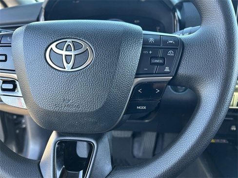 Used 2025 Toyota Camry LE image 26