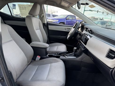 Used 2015 Toyota Corolla LE image 34