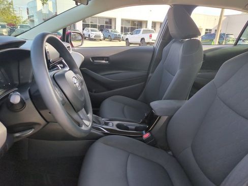 Used 2020 Toyota Corolla LE image 15