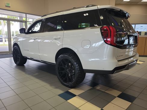 New 2025 Ford Expedition Platinum w/ Platinum Ultimate Package image 4