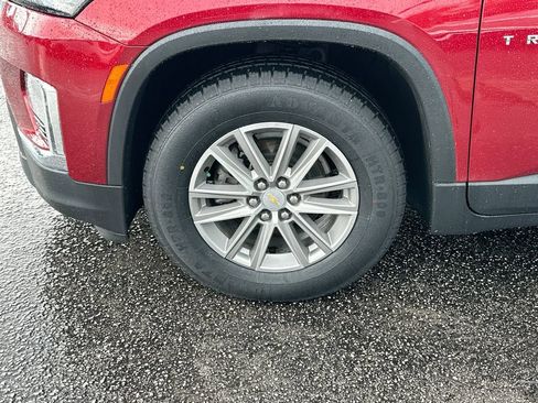 Certified 2023 Chevrolet Traverse LT FWD image 31