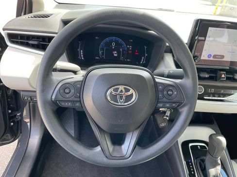 Used 2026 Toyota Corolla LE FWD image 16