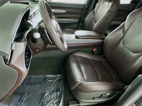 Used 2023 Genesis GV70 2.5T Advanced w/ Advanced Package image 9