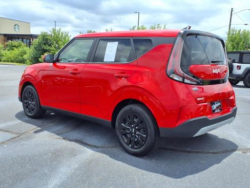 Used 2023 Kia Soul LX image 21