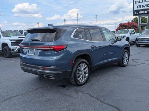Used 2026 Buick Enclave Preferred FWD image 3