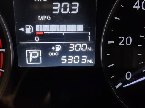 Used 2025 Nissan Kicks Play S FWD image 2
