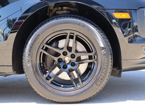 Used 2020 Porsche Macan image 58