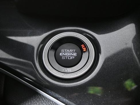 Used 2022 Jeep Grand Cherokee Altitude image 30