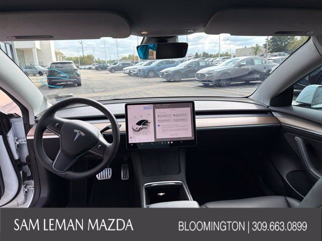 Used 2022 Tesla Model 3 Long Range AWD/4WD image 4