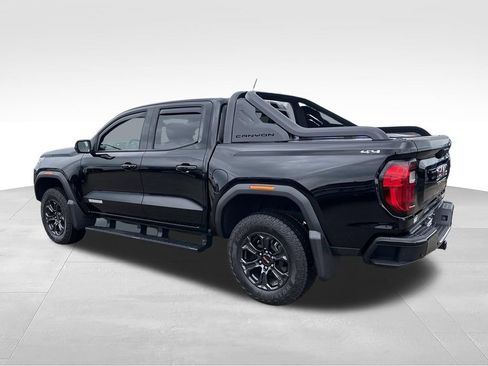 Used 2024 GMC Canyon Elevation w/ Elevation Premium Package AWD/4WD image 5