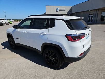 New 2026 Jeep Compass Latitude
