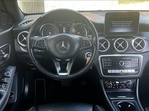 Used 2019 Mercedes-Benz CLA 250 image 7